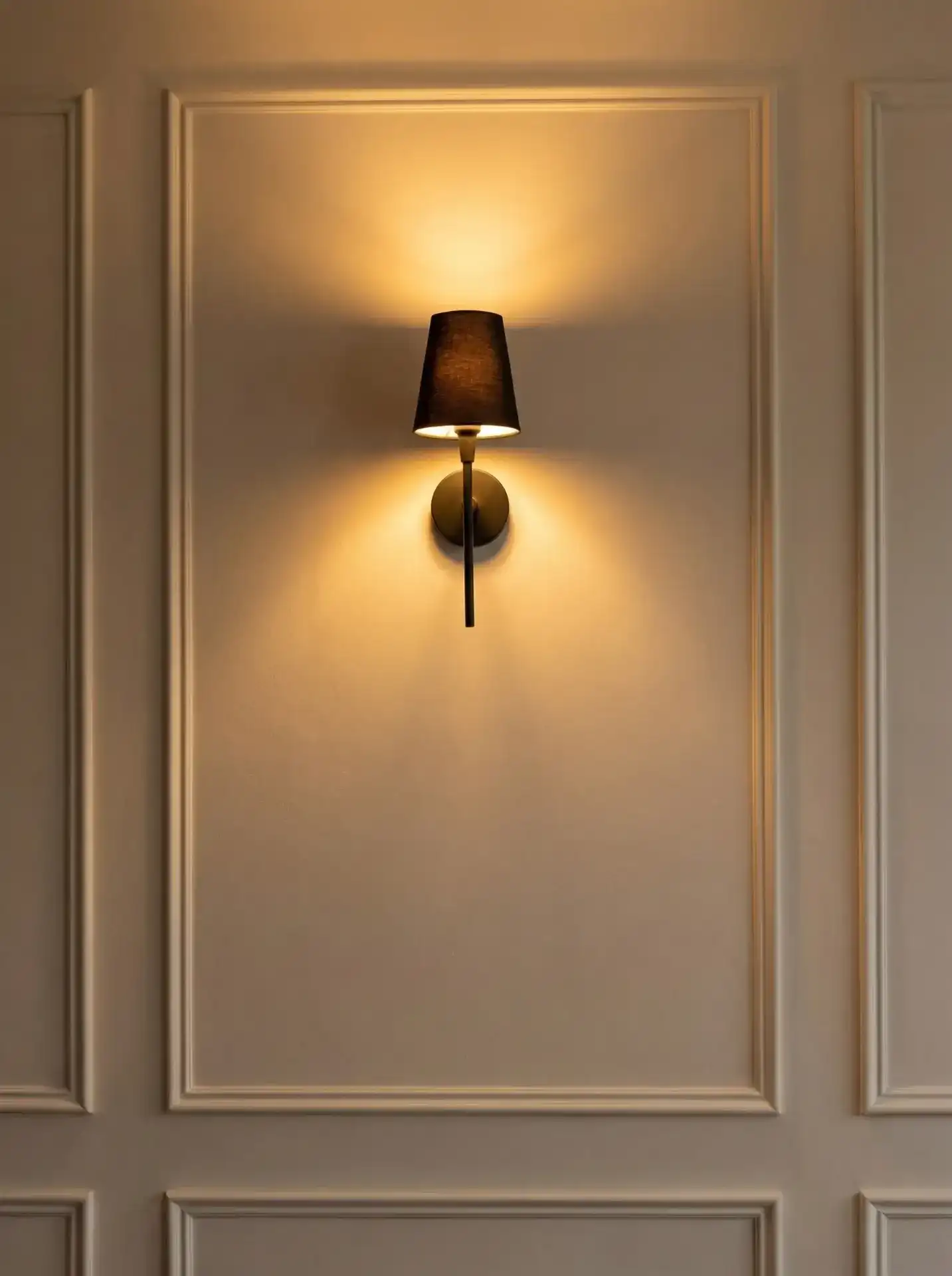 Finished wall panelling and lighting detail in the completed Isleworth interior
